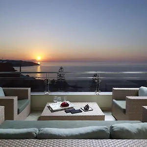 Hotel Macaris & ****